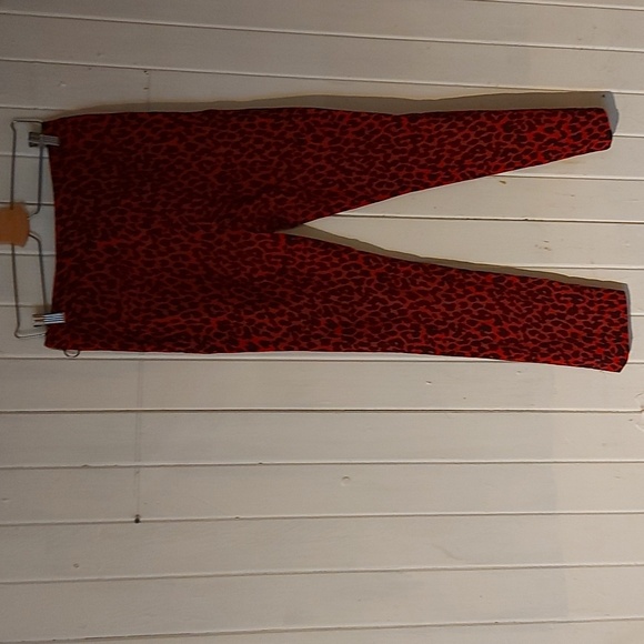 Zara Red and Black Leopard Print Pants/ NWOT/Stretchy/Sz L/Metal Side Zipper - Picture 5 of 7
